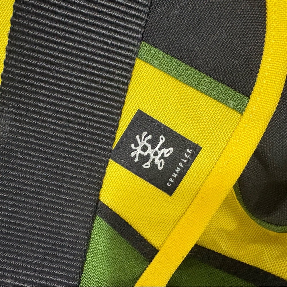 Crumpler messenger bag - Picture 3 of 8